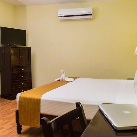Hotel Madan Cardenas Экстерьер фото
