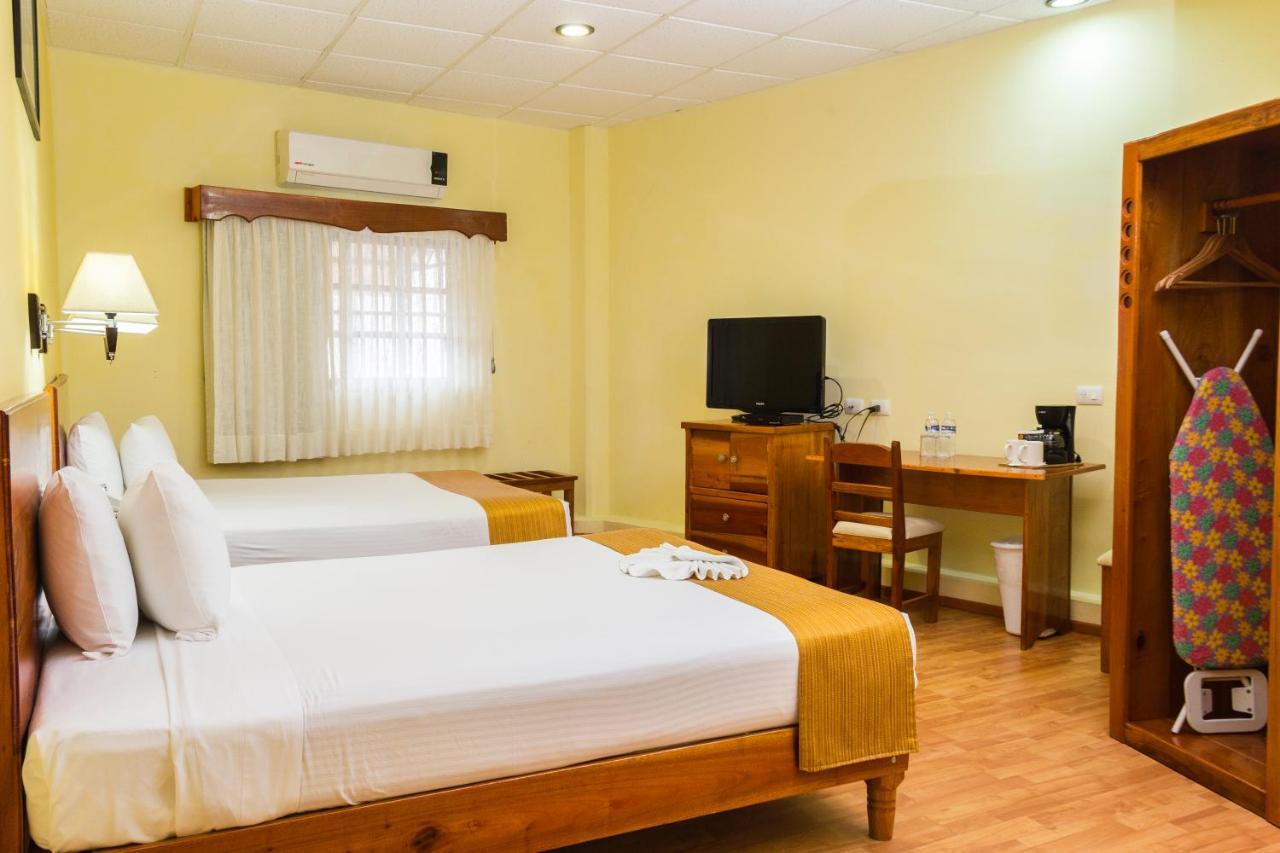 Hotel Madan Cardenas Экстерьер фото