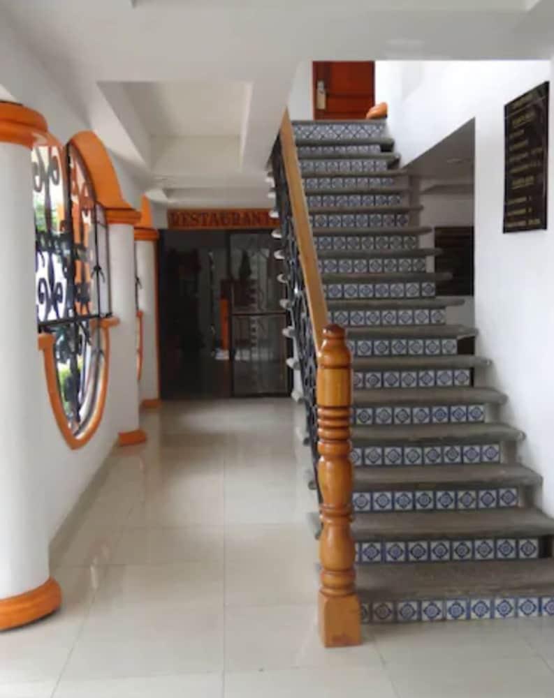 Hotel Madan Cardenas Экстерьер фото