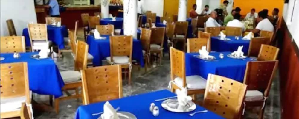 Hotel Madan Cardenas Экстерьер фото
