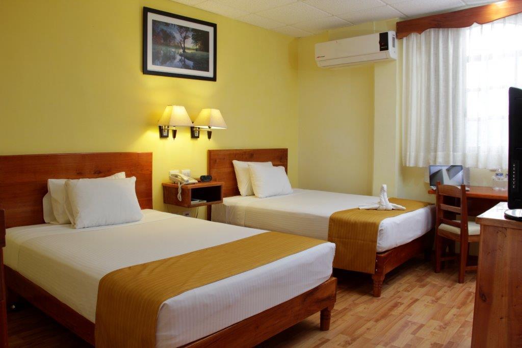 Hotel Madan Cardenas Экстерьер фото