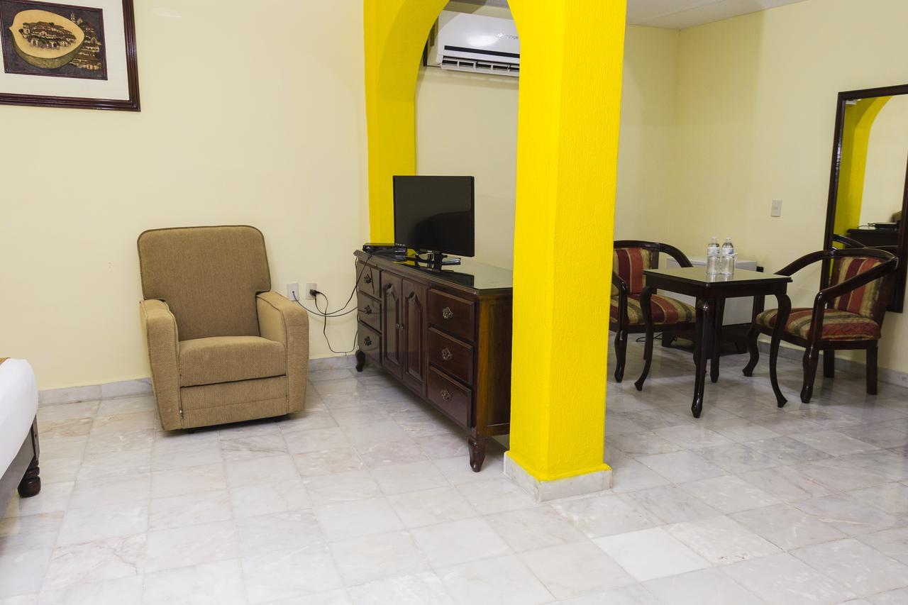 Hotel Madan Cardenas Экстерьер фото
